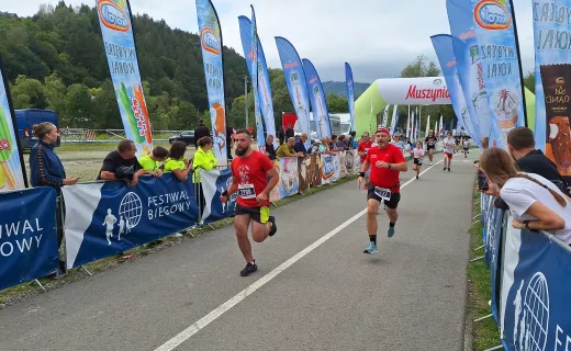 Bieg na 1 km cieszył się wielkim zainteresowaniem na Festiwalu Biegowym w Piwnicznej - 56